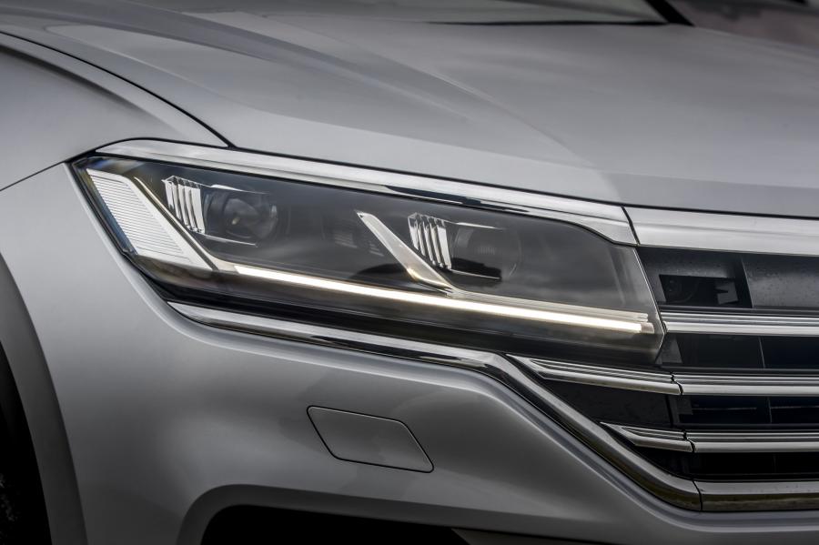 Детали экстерьера Volkswagen Touareg SE 2019 года  (UK) (фото 14 из 16)